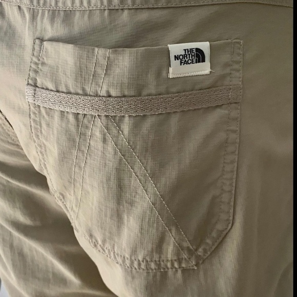 THE NORTH FACE Long Hiking Shorts Capris Nylon Quick Dry Khaki Tan Trail - Picture 3 of 15